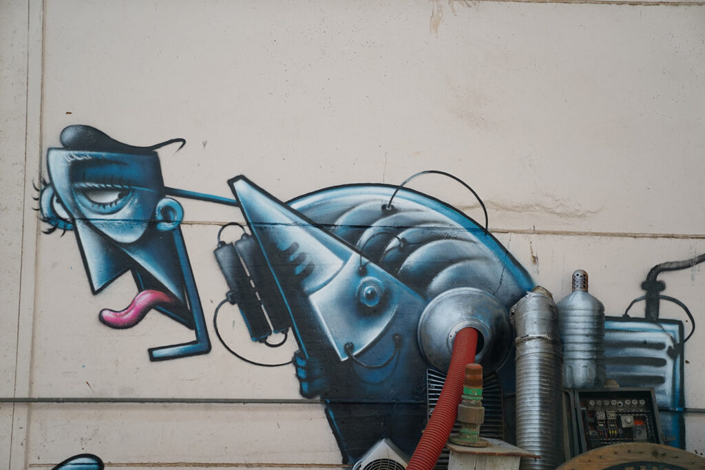 Robot - Un graffito che prende vita