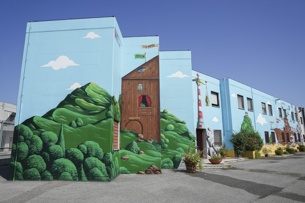 La scritta che Buca - murale al carcere di Sollicciano (FI)
