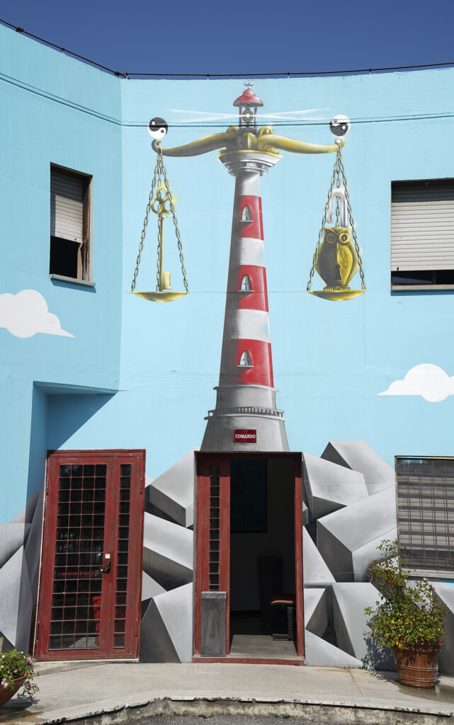 La scritta che Buca - murale al carcere di Sollicciano (FI)